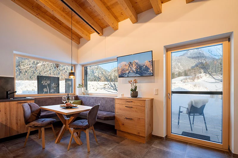 Zimmer Wilder Kaiser Wohnraum Esstisch